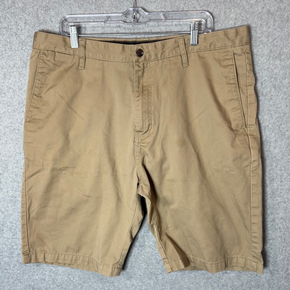 Volcom Mens Shorts Casual Chino‎ Khaki Flat Front Size 32